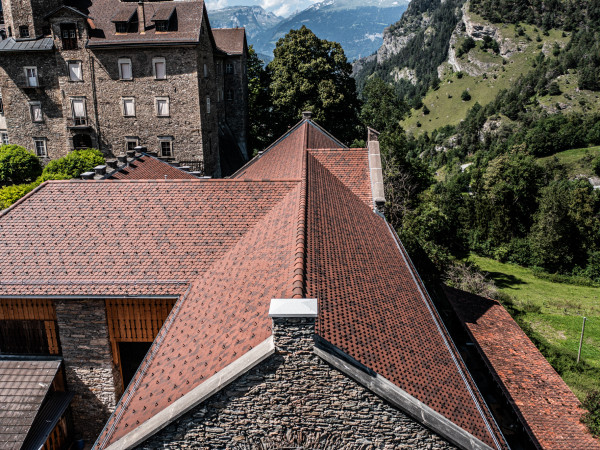 Wiederaufbau Ökonomiegebäude